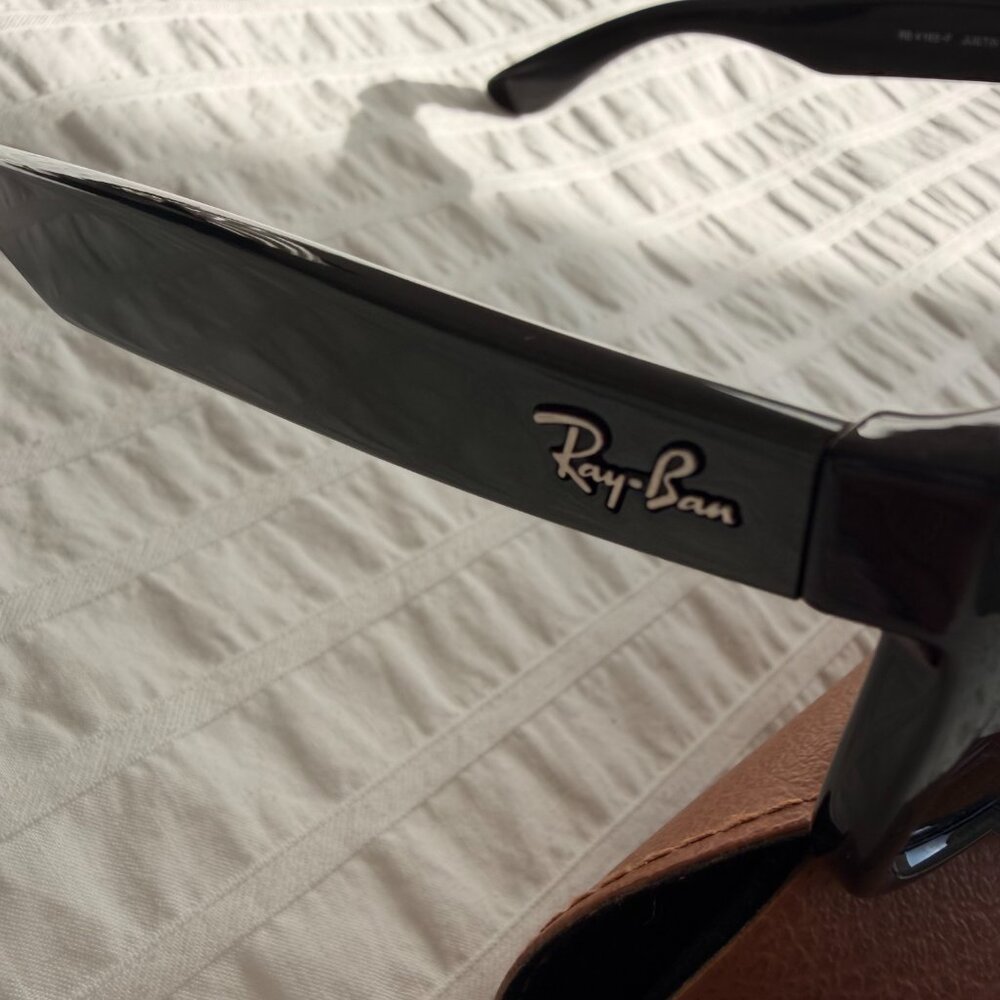 Ray-Ban Justin Classic sunglasses in Green Metallic  NWOT - Picture 8 of 13